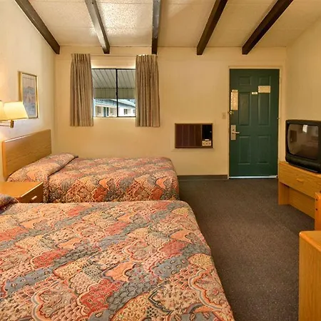 Peoria Inn